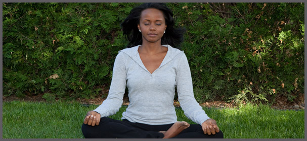 woman meditating jovanka ciares